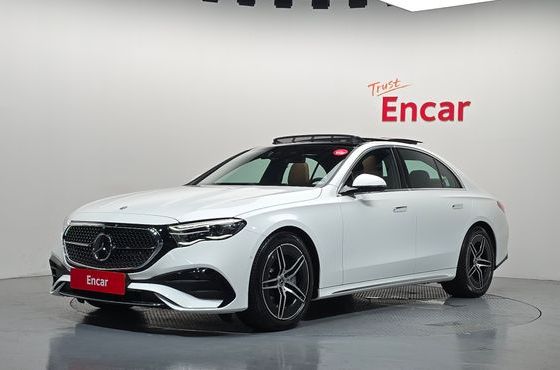 Mercedes-Benz E-Class E300 4MATIC AMG Line — пробег 1 025 км — фото 1 из 5