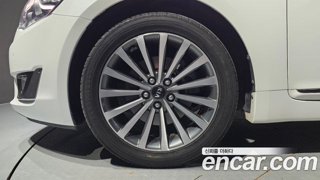 Kia K7 из Кореи Encar