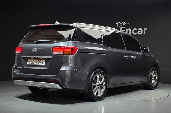 Kia Carnival 9-seater Prestige — пробег 139 668 км — фото 2 из 5