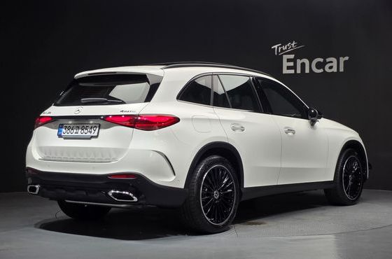 Mercedes-Benz GLC-Class GLC300 4MATIC AMG Line — пробег 1 124 км — фото 2 из 5