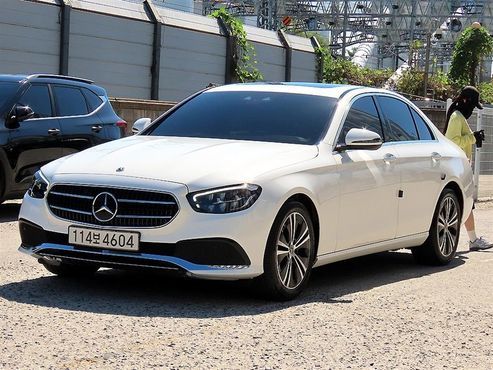 Mercedes-Benz E-Class E250 Avantgarde — пробег 39 000 км — фото 1 из 5