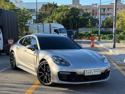 Porsche Panamera 4.0 GTS — пробег 48 000 км — фото 1 из 5