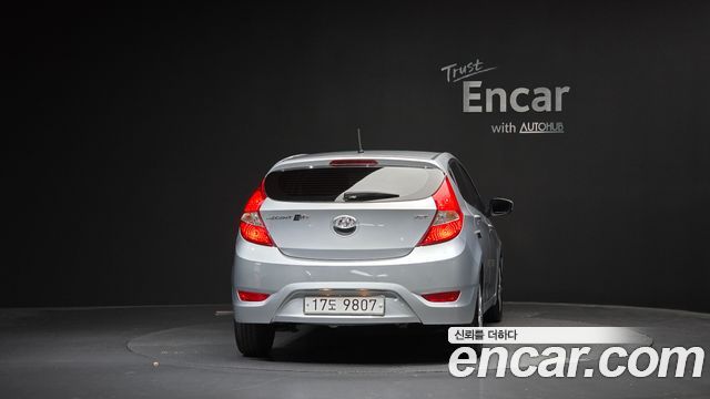 Hyundai Accent из Кореи Encar