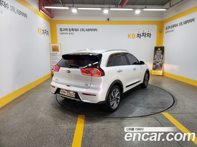 Kia Niro из Кореи Encar