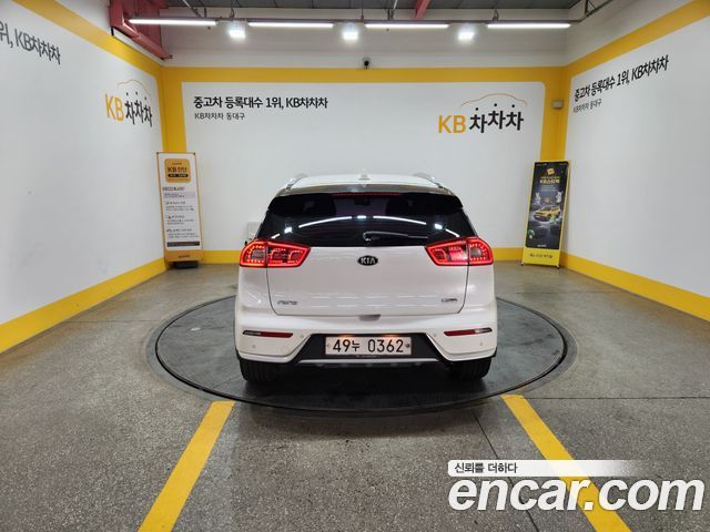 Kia Niro из Кореи Encar