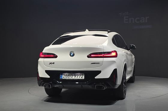 BMW X4 xDrive20i M Sport — пробег 60 446 км — фото 4 из 5