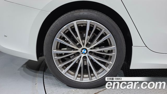 BMW 3-Series из Кореи Encar