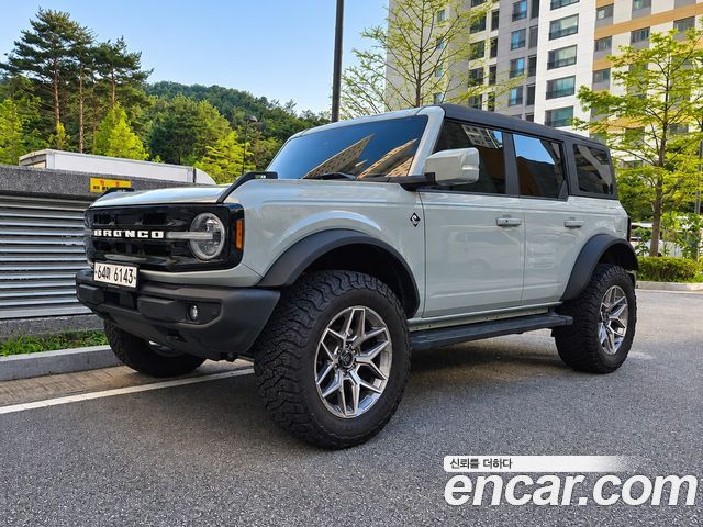 Ford Bronco 2.7 Outer Banks — пробег 23 200 км — фото 1 из 5