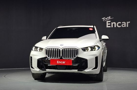 BMW X5 xDrive 40i M Sport — пробег 8 121 км — фото 3 из 5