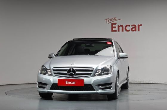 Mercedes-Benz C-Class C200 CGI AVANTGARDE — пробег 57 850 км — фото 3 из 5
