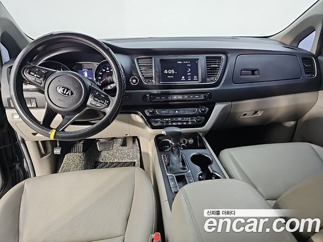 Kia Carnival из Кореи Encar