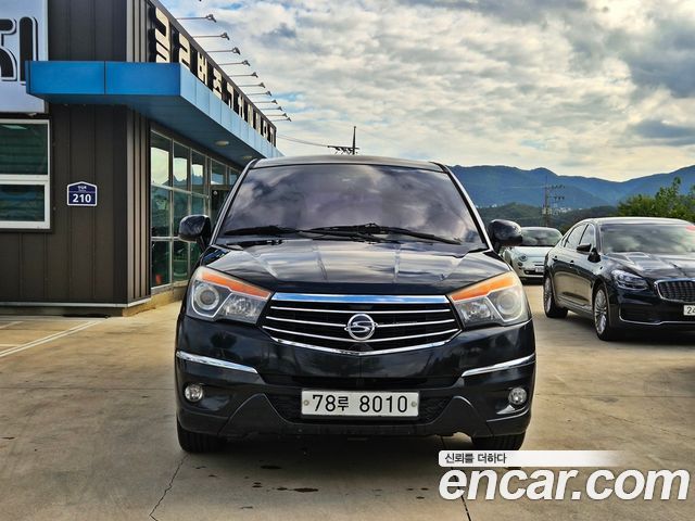 Ssangyong KORANDO 4WD TX 11-seater — пробег 184 773 км — фото 2 из 5