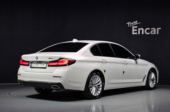BMW 5-Series 523d Luxury — пробег 120 758 км — фото 2 из 5