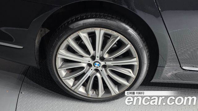 BMW 7-Series из Кореи Encar
