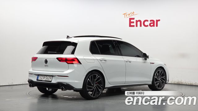 Volkswagen Golf 2.0 GTI — пробег 17 670 км — фото 2 из 5