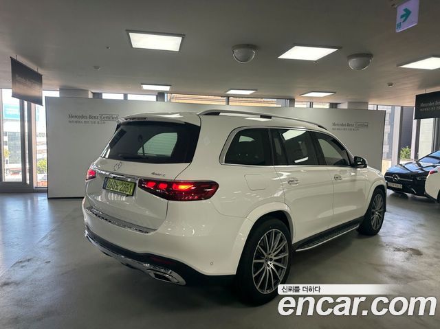 Mercedes-Benz GLS-Class GLS450d 4MATIC — пробег 2 355 км — фото 2 из 5