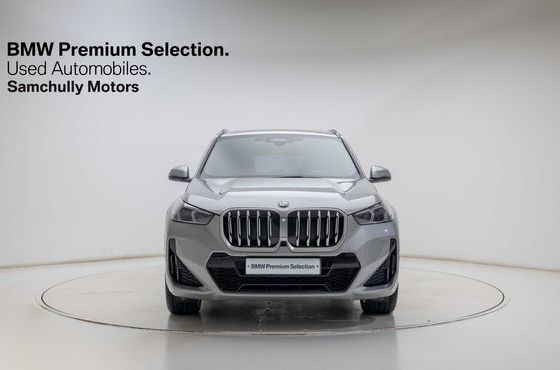 BMW X1 sDrive 20i M Sport — пробег 8 500 км — фото 2 из 5