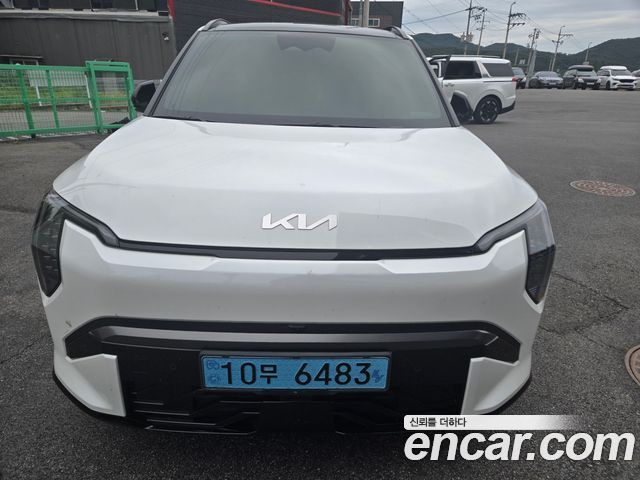 Kia EV3 Long Range 2WD GT Line — пробег 34 600 км — фото 1 из 5