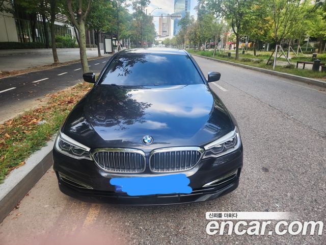 BMW 5-Series 520d Luxury Plus — пробег 105 230 км — фото 2 из 5