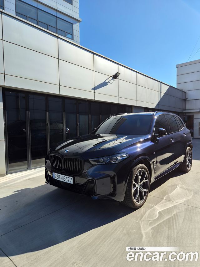 BMW X5 xDrive 30d M Sport — пробег 5 440 км — фото 1 из 5