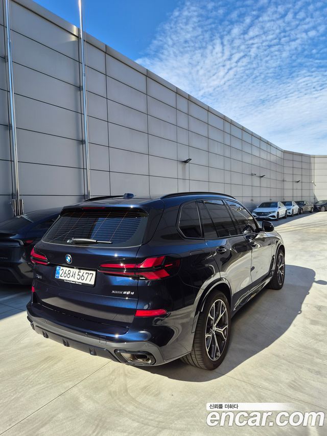 BMW X5 xDrive 30d M Sport — пробег 5 440 км — фото 2 из 5