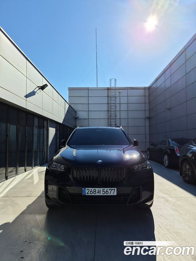 BMW X5 xDrive 30d M Sport — пробег 5 440 км — фото 3 из 5