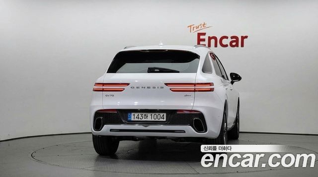 Genesis GV70 из Кореи Encar