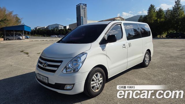 Hyundai Starex 12-Seater Wagon Smart — пробег 161 142 км — фото 1 из 5
