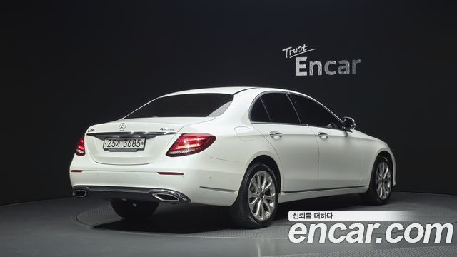 Mercedes-Benz E-Class из Кореи Encar