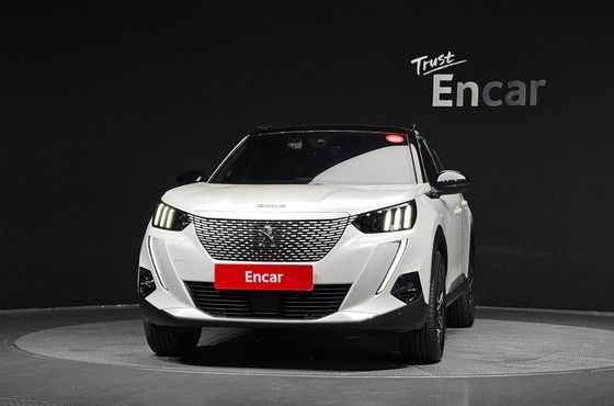Peugeot 2008 EV GT — пробег 83 869 км — фото 3 из 5