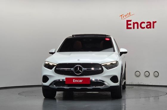 Mercedes-Benz GLC-Class GLC300 4MATIC Avnatgarde Coupe — пробег 21 817 км — фото 3 из 5