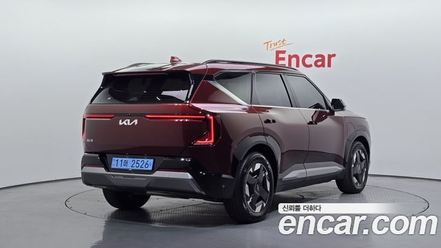 Kia EV5 Long Range 2WD Earth — пробег 6 098 км — фото 2 из 5