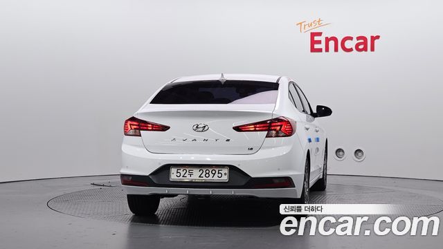 Hyundai AVANTE из Кореи Encar