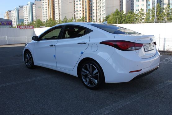 Hyundai AVANTE 1.6 GDi Premium Standard — пробег 105 000 км — фото 4 из 5