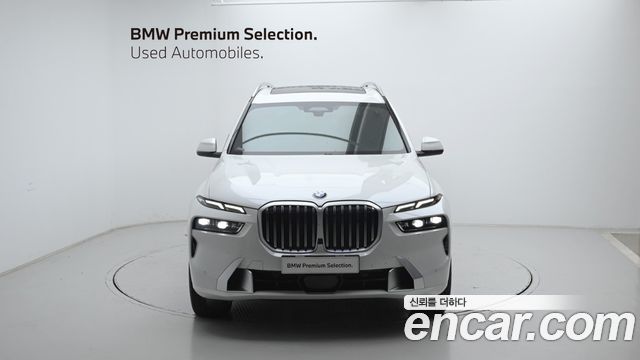 BMW X7 xDrive 40i Design Pure Excellence 6-Seater — пробег 15 606 км — фото 3 из 5