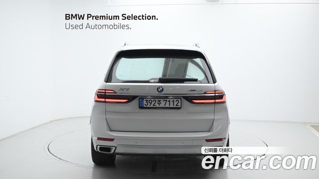 BMW X7 xDrive 40i Design Pure Excellence 6-Seater — пробег 15 606 км — фото 4 из 5