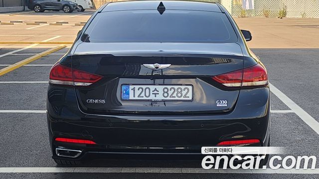 Hyundai Genesis G330 Premium AWD — пробег 210 000 км — фото 4 из 5
