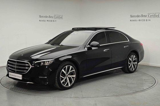 Mercedes-Benz E-Class E220d 4MATIC Exclusive — пробег 48 514 км — фото 1 из 5