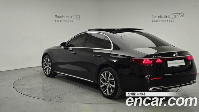 Mercedes-Benz E-Class E220d 4MATIC Exclusive — пробег 48 514 км — фото 2 из 5