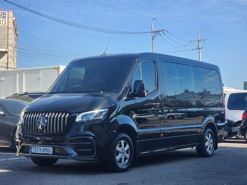 Mercedes-Benz Sprinter 3.0 Diesel W907 — пробег 53 806 км — фото 1 из 5