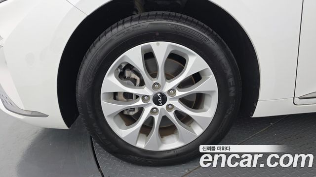 Kia K8 из Кореи Encar