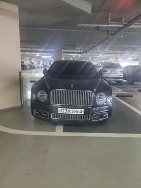 Bentley Mulsanne 6.8 — пробег 75 800 км — фото 1 из 5