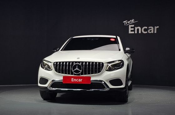Mercedes-Benz GLC-Class GCL300 4MATIC Coupe — пробег 90 788 км — фото 3 из 5