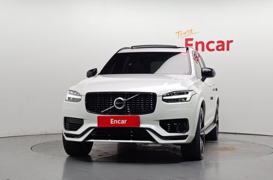 Volvo XC90 T8 R-Design Hybrid — пробег 29 569 км — фото 3 из 5