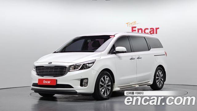 Kia Carnival 11-seater Prestige — пробег 82 450 км — фото 1 из 5