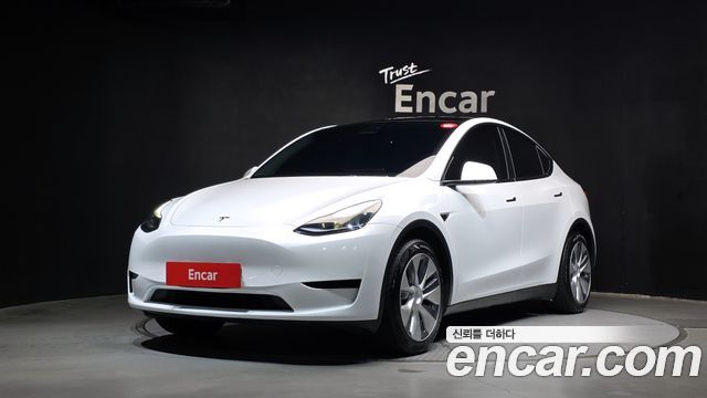 Tesla Model Y RWD — пробег 47 780 км — фото 1 из 5