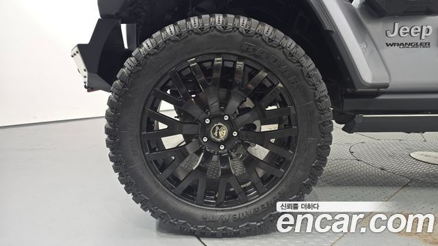 Jeep Wrangler 2.0 Overland 4Door — пробег 86 310 км — фото 5 из 5