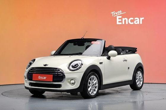 Mini Cooper Convertible Standard 3rd Generation — пробег 72 020 км — фото 1 из 5