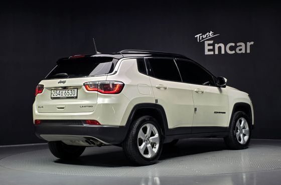 Jeep Compass 2.4 Limitied AWD — пробег 106 116 км — фото 2 из 5