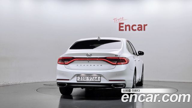Hyundai Grandeur из Кореи Encar